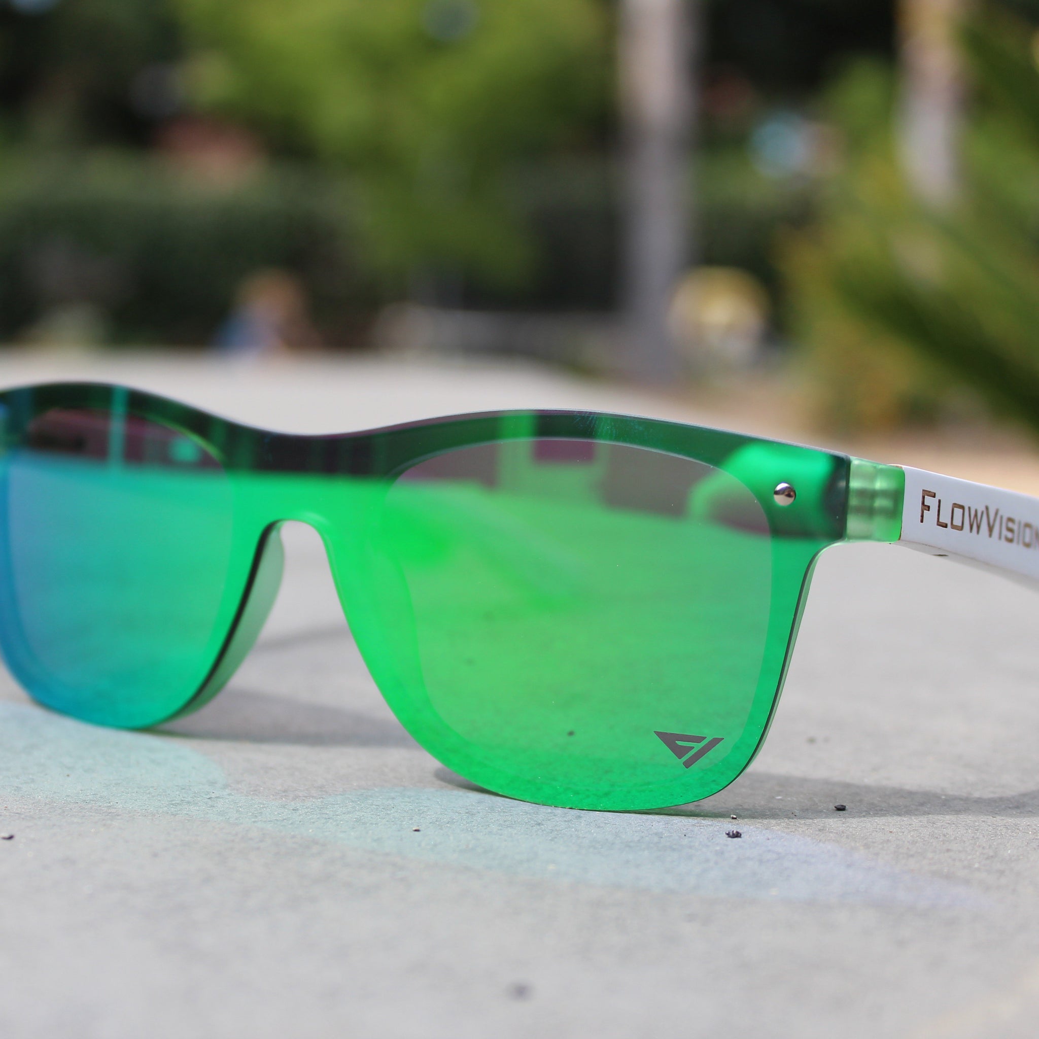 Flow Vision Rythem™ Sunglasses: The Everett